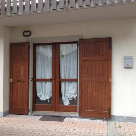 Apartamento Lanterna 2 *