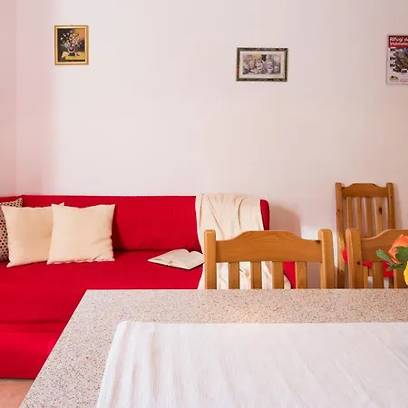 Apartment Lanterna 2 *